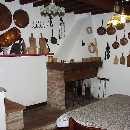 Sassi Bianchi Sensano Exterior foto